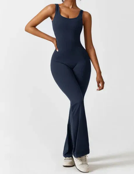 imgi_21_blauw_540x Elegance Jumpsuit met V-rug - Image 1